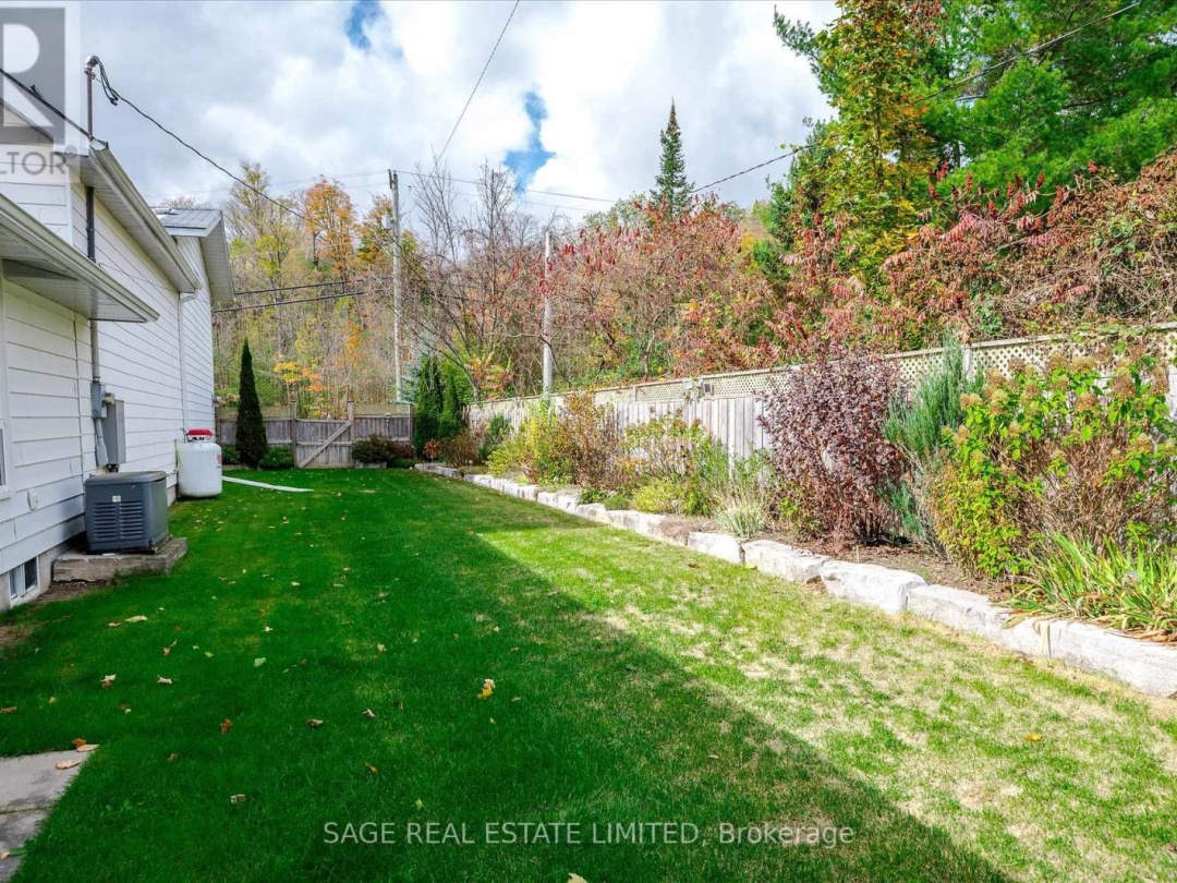 510 County Road 36, Pigeon Lake