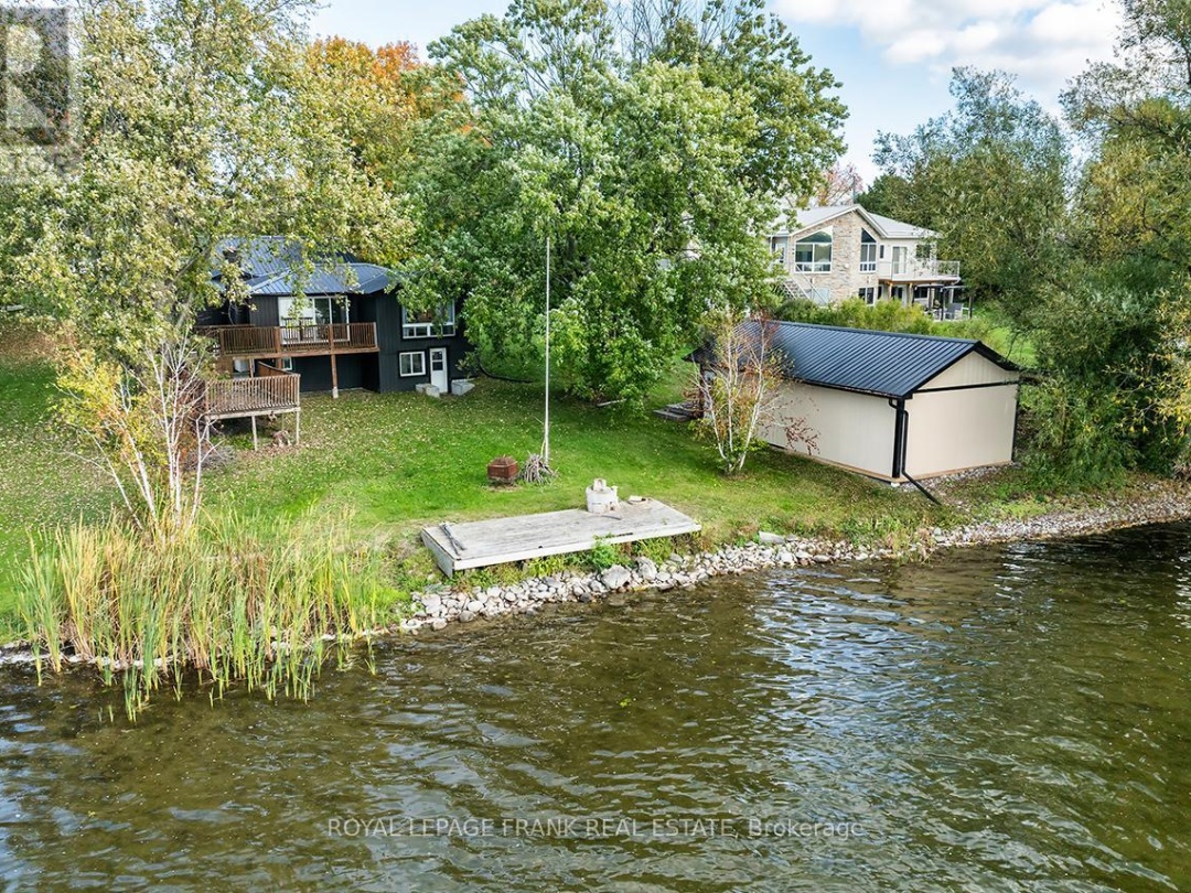 119 OAKDENE CRESCENT, 