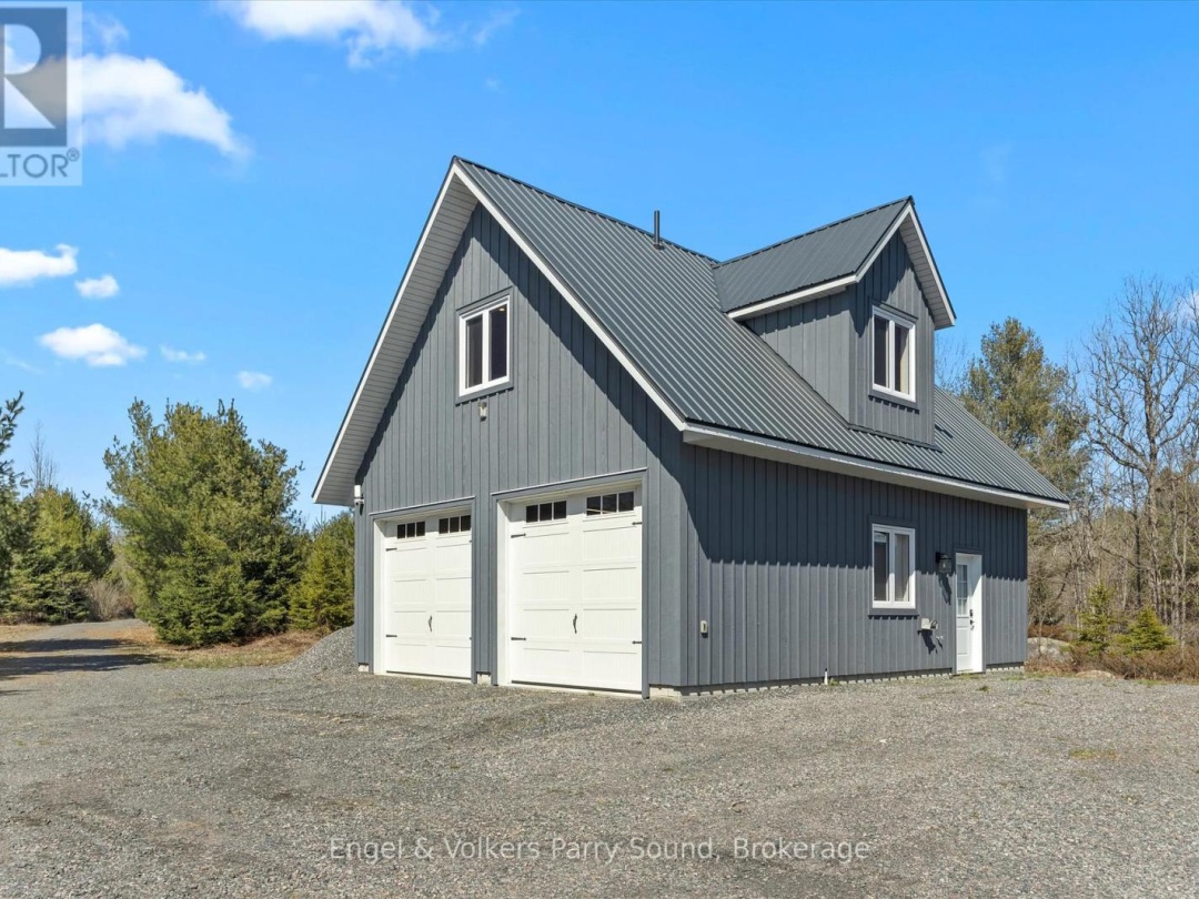 201 Loch Erne Road, Vowel Lake