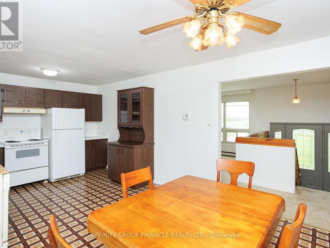 117 ANDERSON DRIVE, Sturgeon Lake