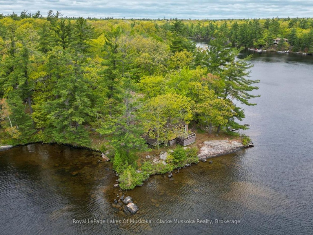 134 Pond Road, Six Mile Lake