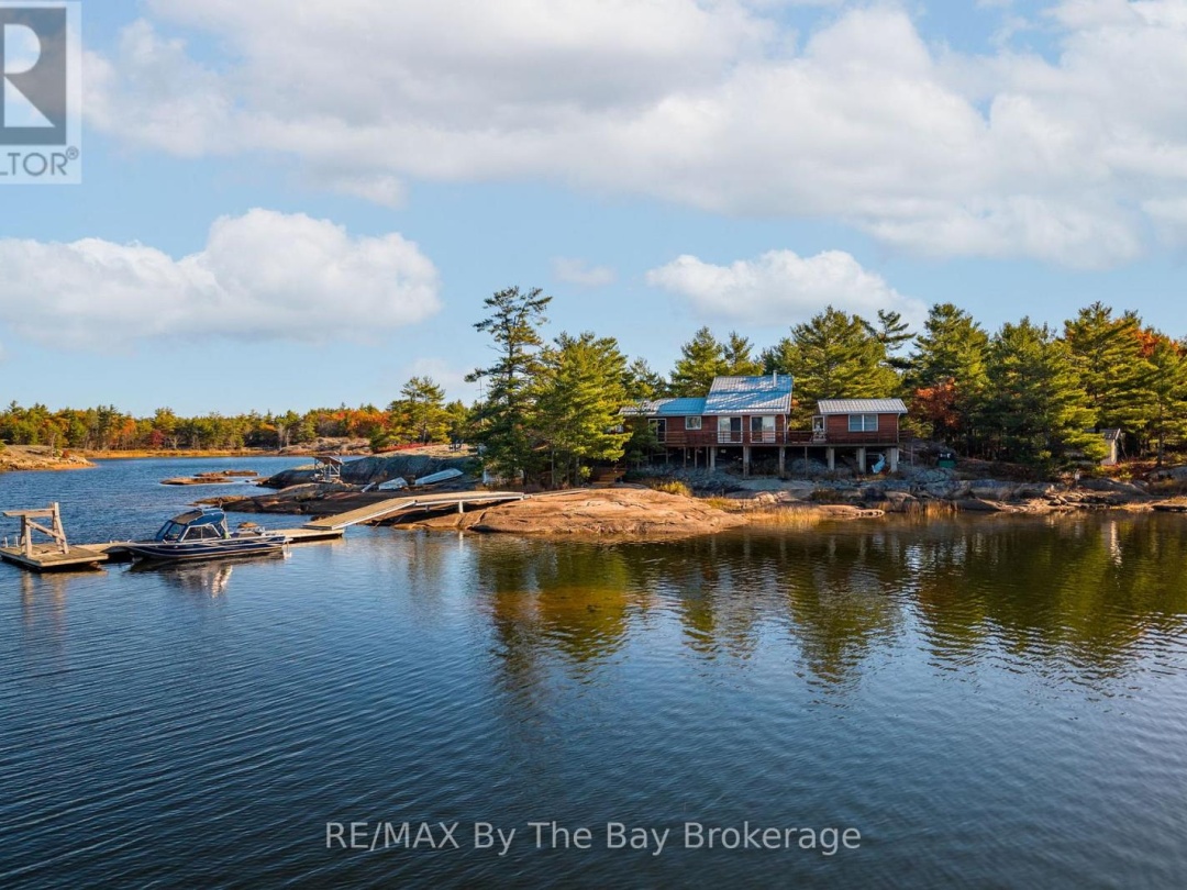 2 ISLAND 2890, Georgian Bay