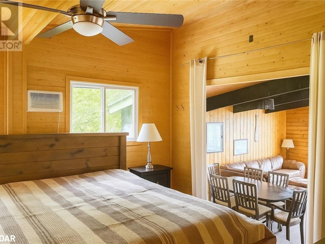 1267 HORSESHOE ISLAND Island, 