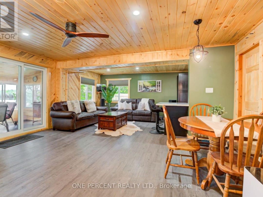 1105 Lakeshore Road, Gooderham Lake