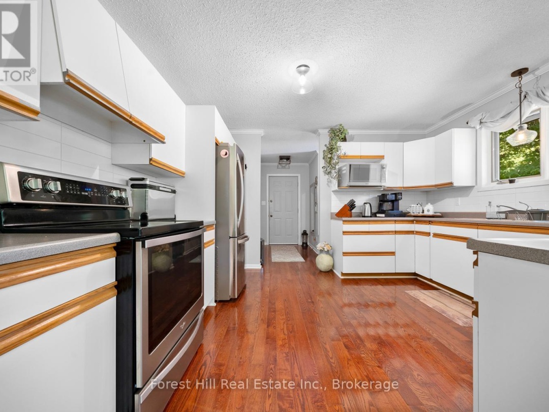 17 SKERRYVORE CIRCLE, 