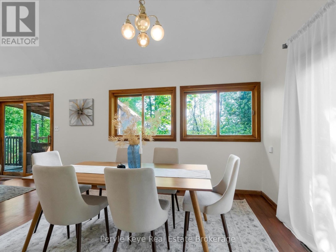 5 Bird Lane, Lake Muskoka