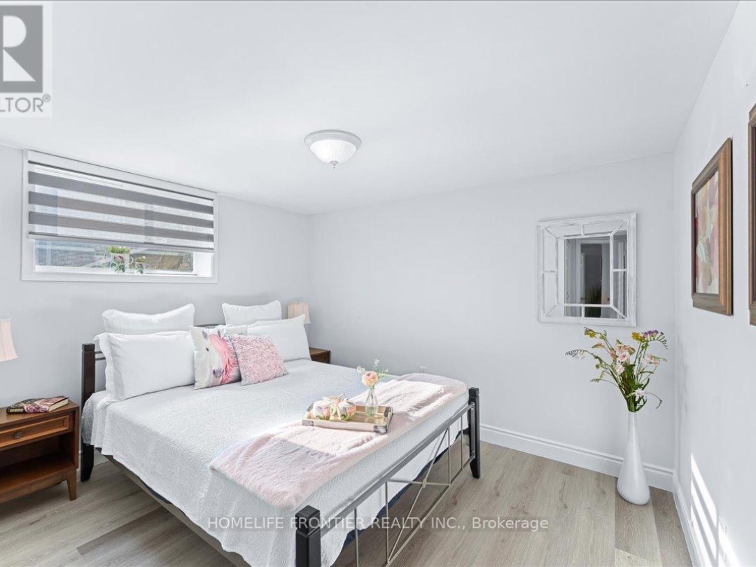 6 LAKEVIEW PARK ROAD, 