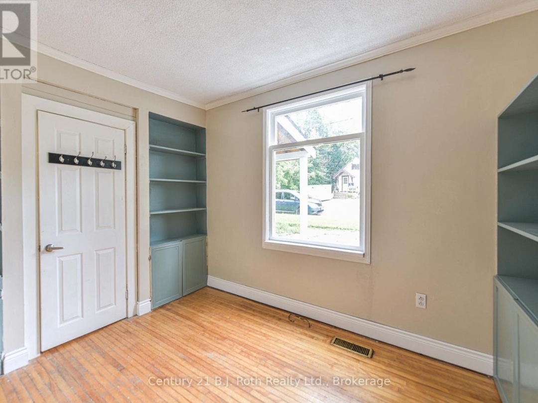 235 Harvey Street, Orillia