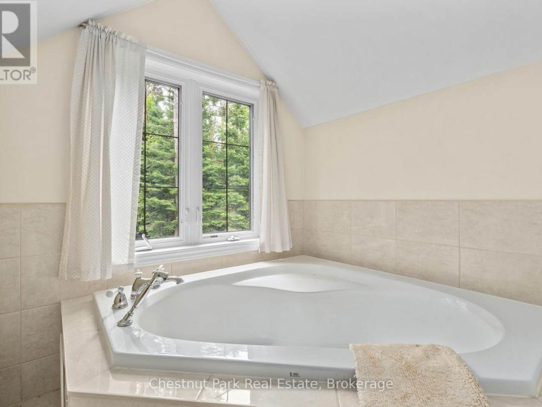 1 & 2 1230 Miriam Drive, Black Lake