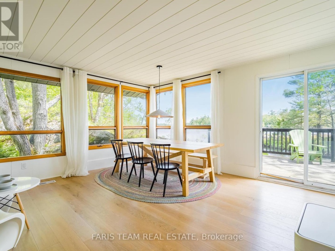 1010 Sanderson Road, Clearwater Lake