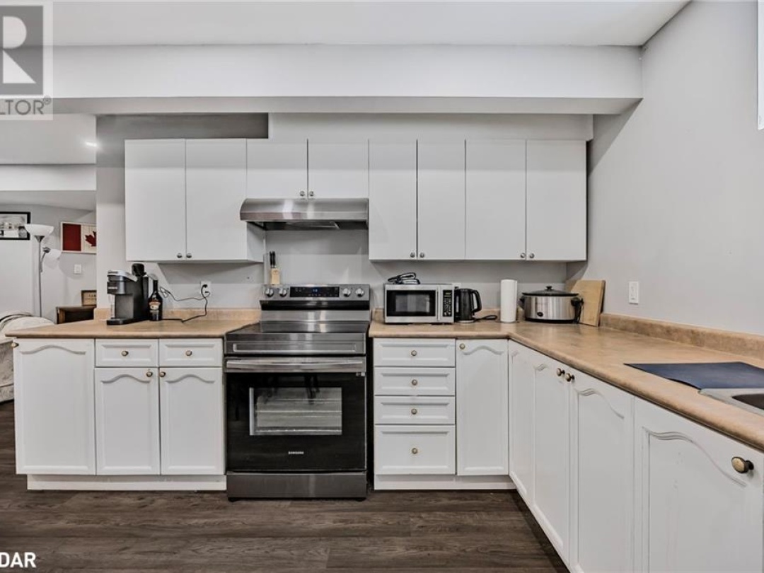 3160 Emperor Drive, Orillia