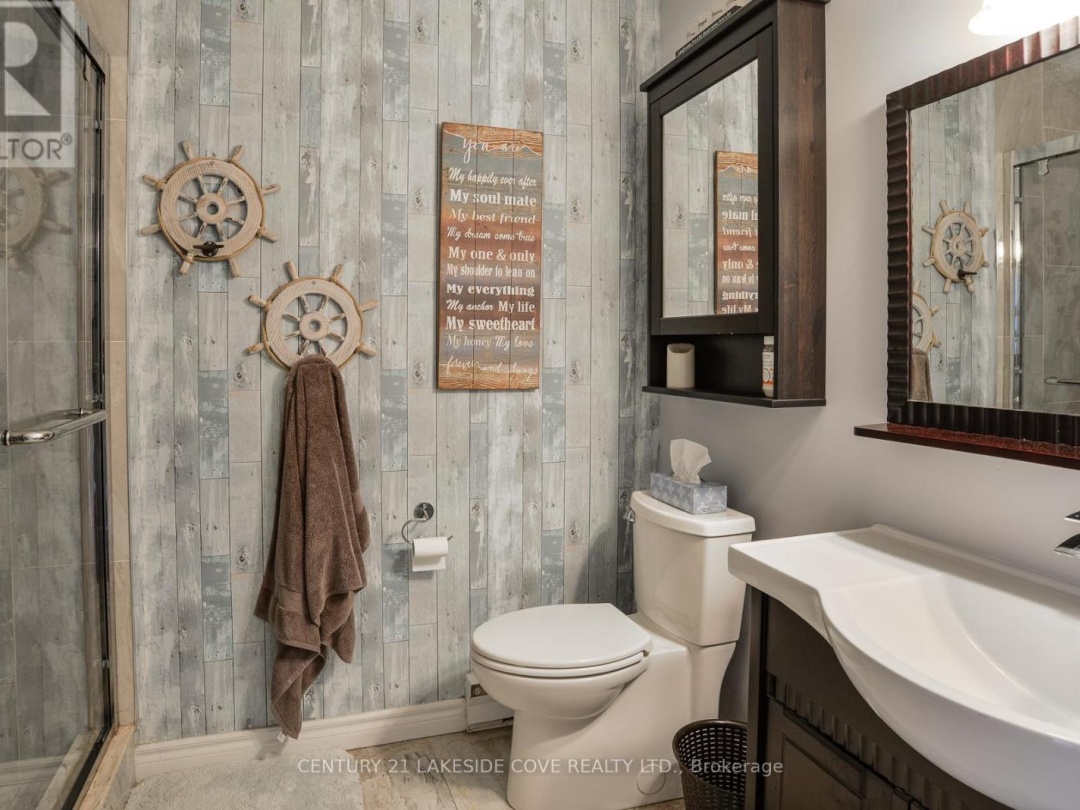 UNIT 6 - 70 LAGUNA PARKWAY, 