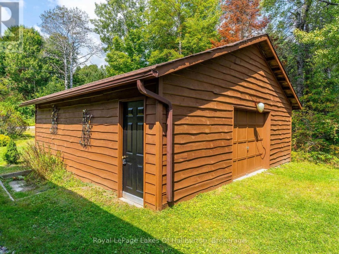 1117 Mistivale Road, Gull Lake