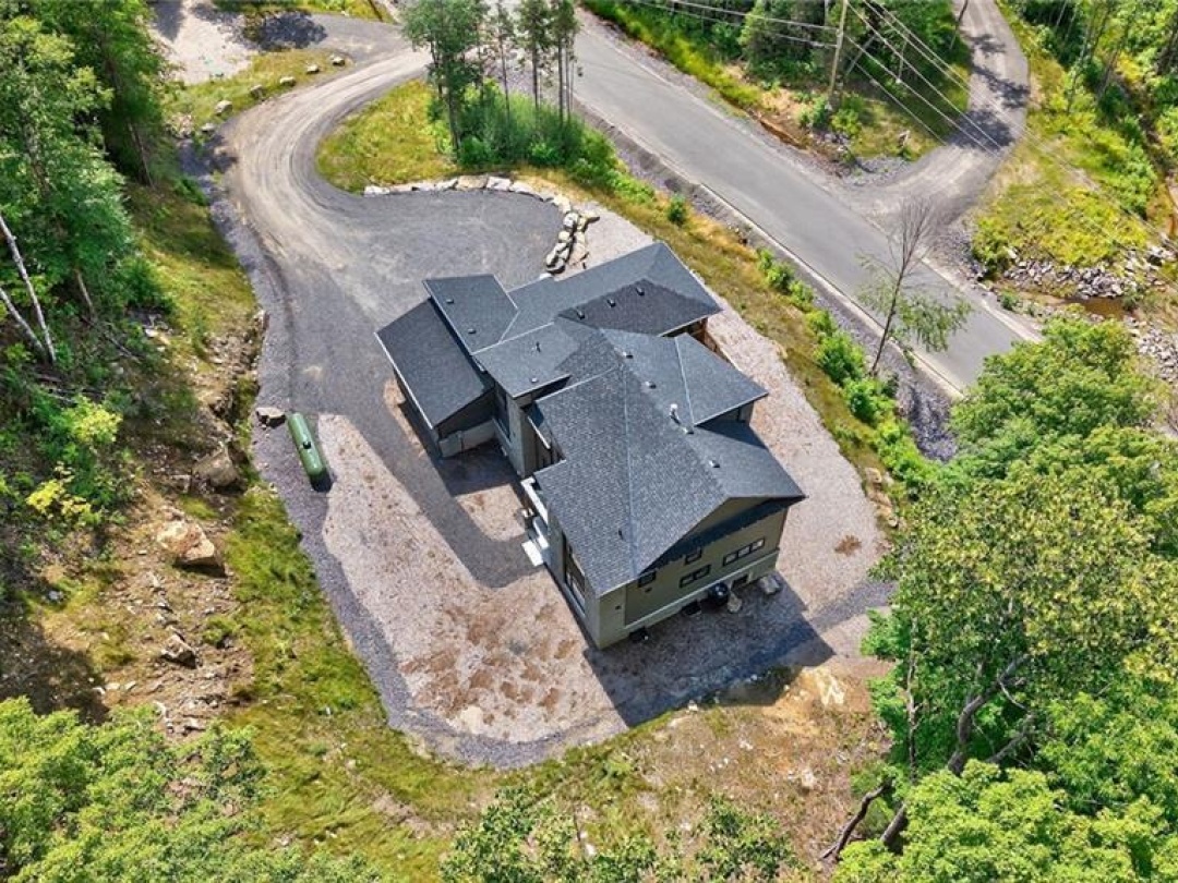 1008 KINGSRIDGE Court, 