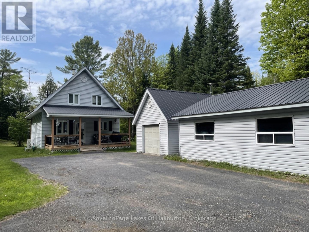 1675 BRAELOCH ROAD, Kennisis Lake