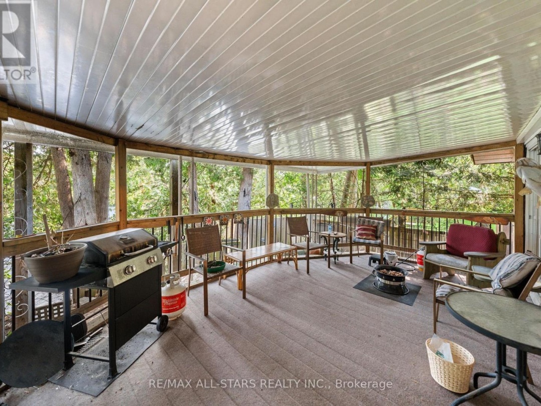 14 WYCHWOOD DRIVE E, 