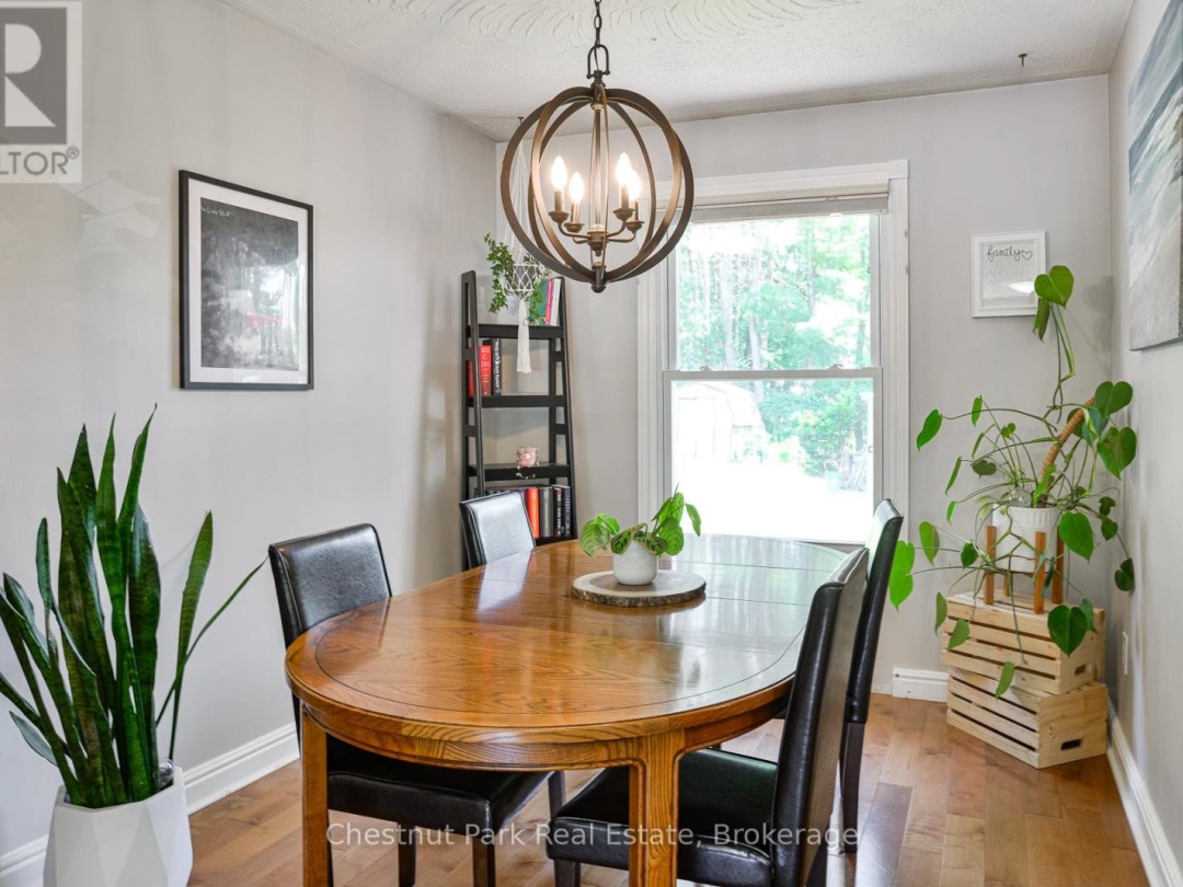 4 PINEWOOD DRIVE, 