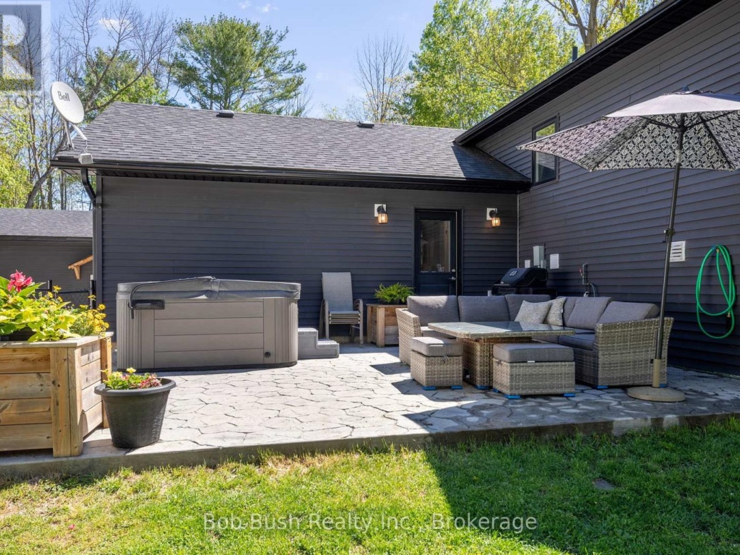 4 Davis Drive, Georgian Bay