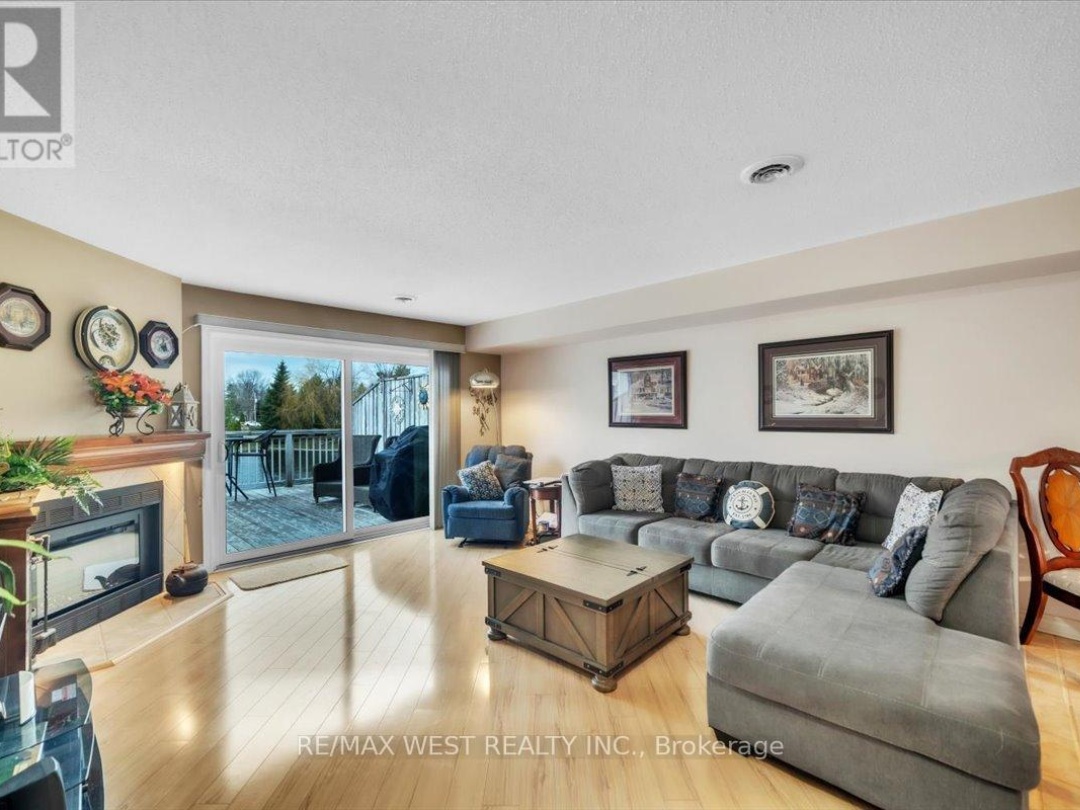 9 24 Laguna Parkway, Lake Simcoe