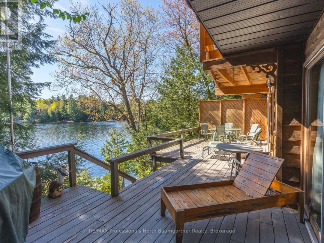 6469 Kennisis Lake Road, Kennisis Lake