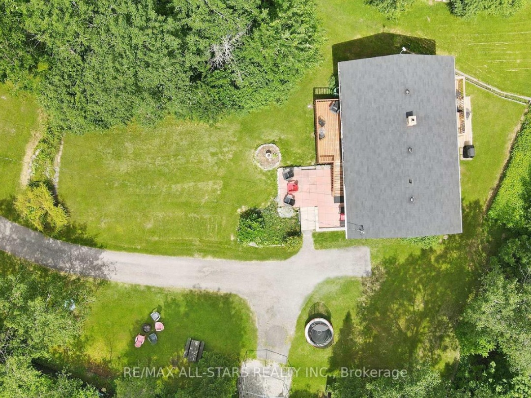 43 Sturgeon Glen Road, Sturgeon Lake
