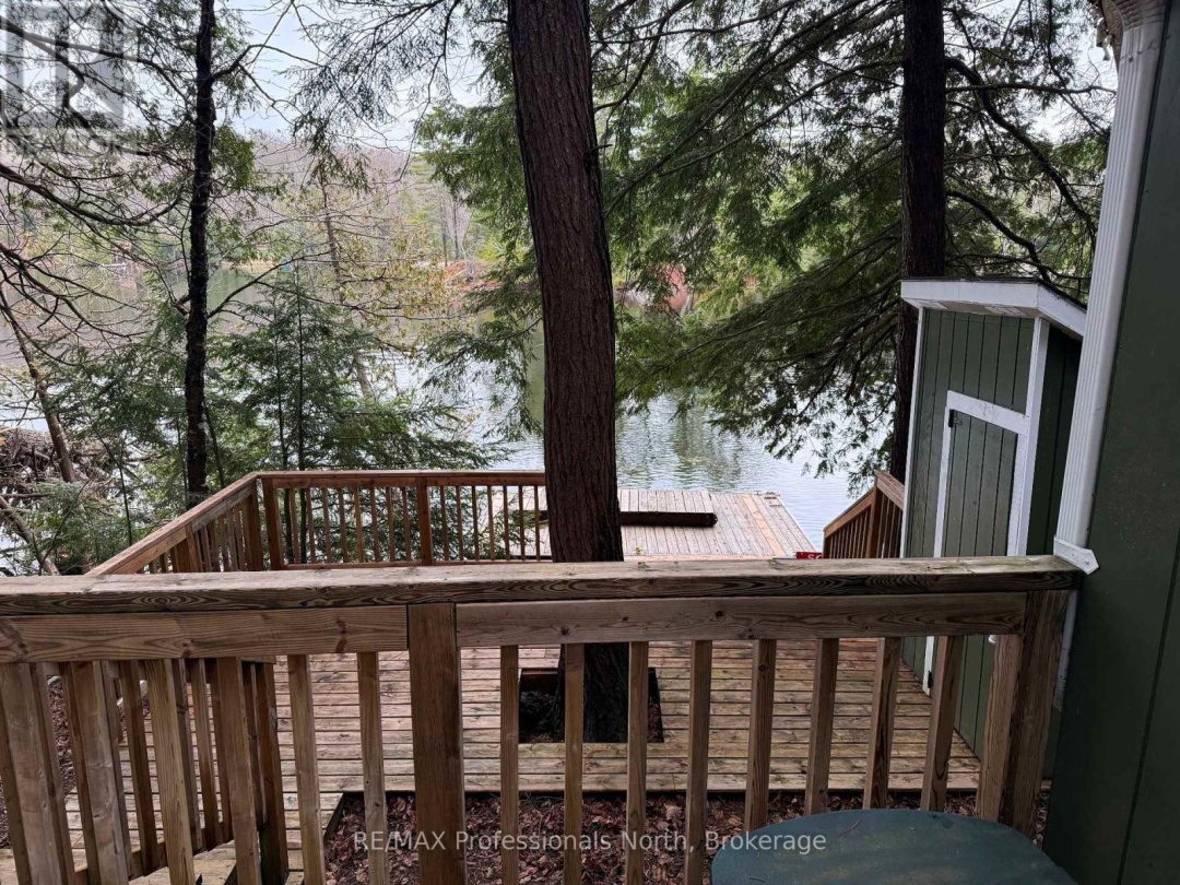 1289 Grandpa's Trail, Salerno Lake