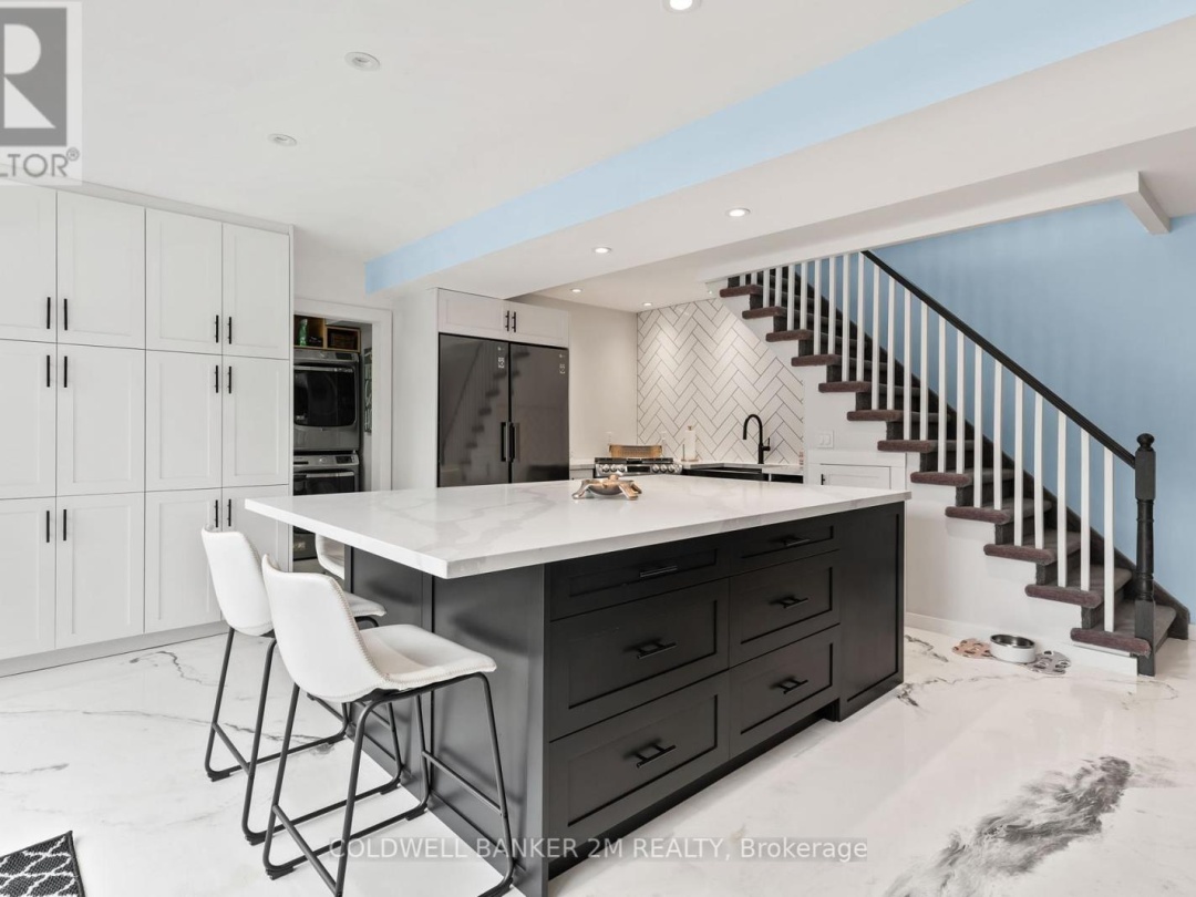 1174 BIRCH NARROWS ROAD, 