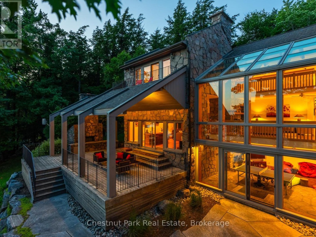 10 Wyldewood Road, 