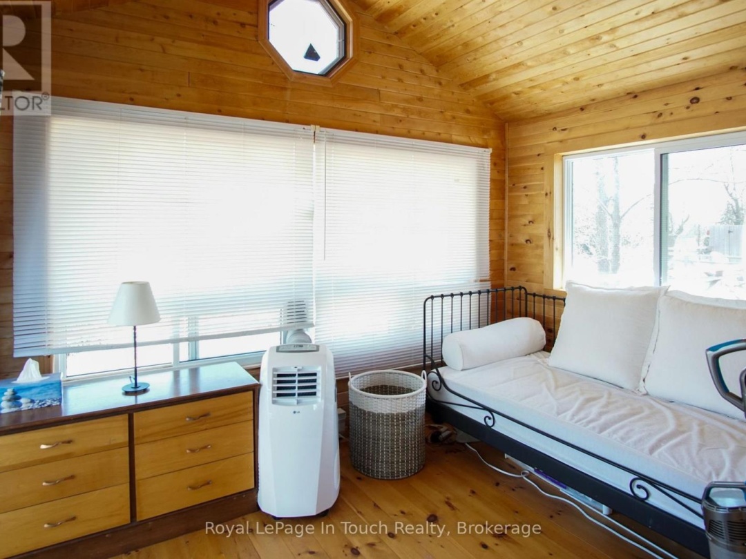 2 Island 130, Georgian Bay
