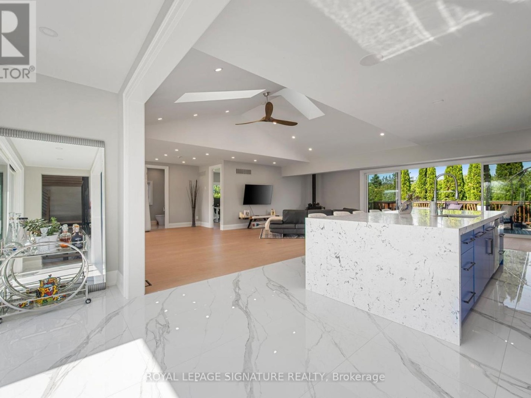 2978 SUNTRAC DRIVE, 