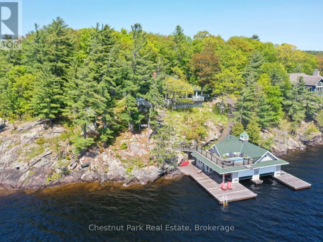 8 - 1869 MUSKOKA 118 ROAD W, 