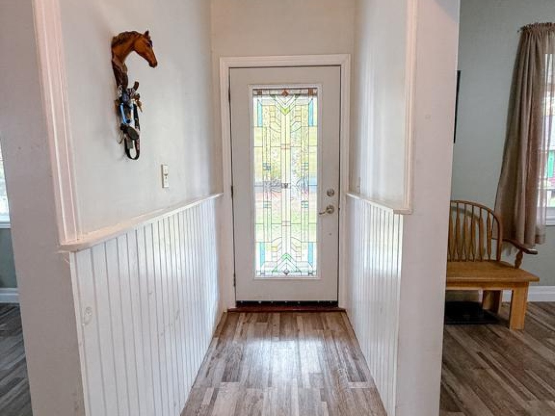 1862 DIVISION ROAD W, 