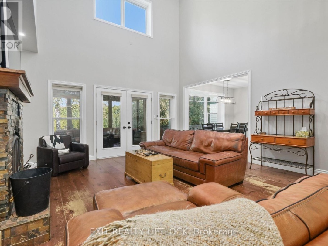 169 DUTCH LINE ROAD W, 