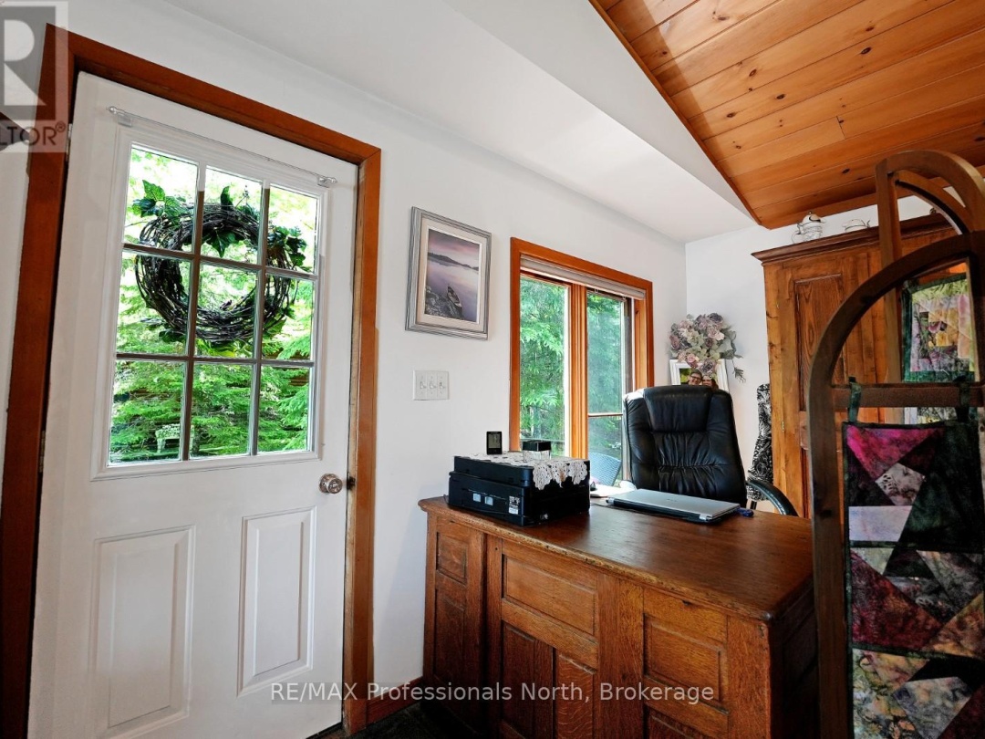 1191 Enterprise Drive, Contau Lake