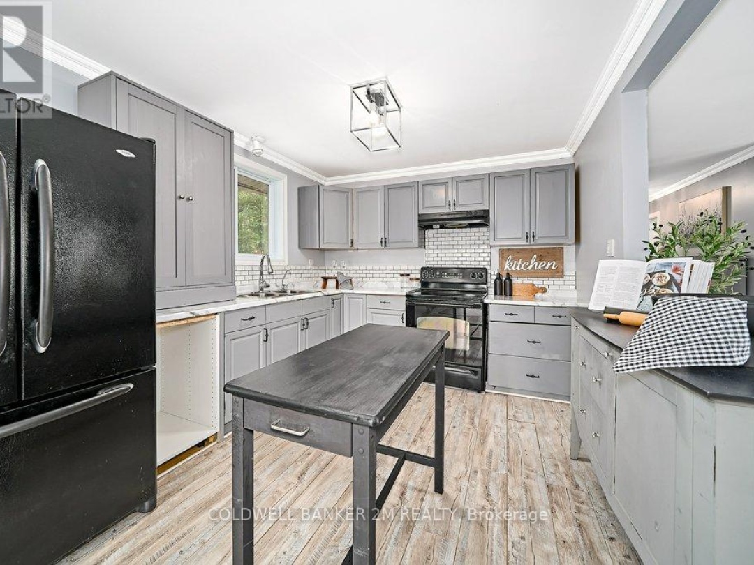 3820 WEST CANAL ROAD, 