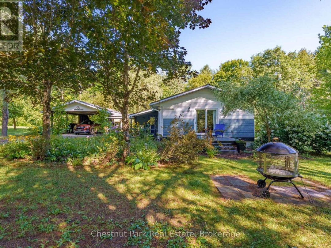 1047 NAISMITH ROAD E, 