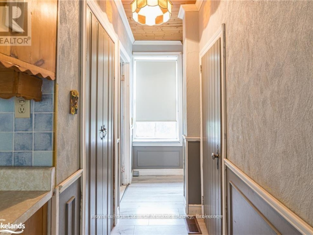 6 BUSH STREET, 