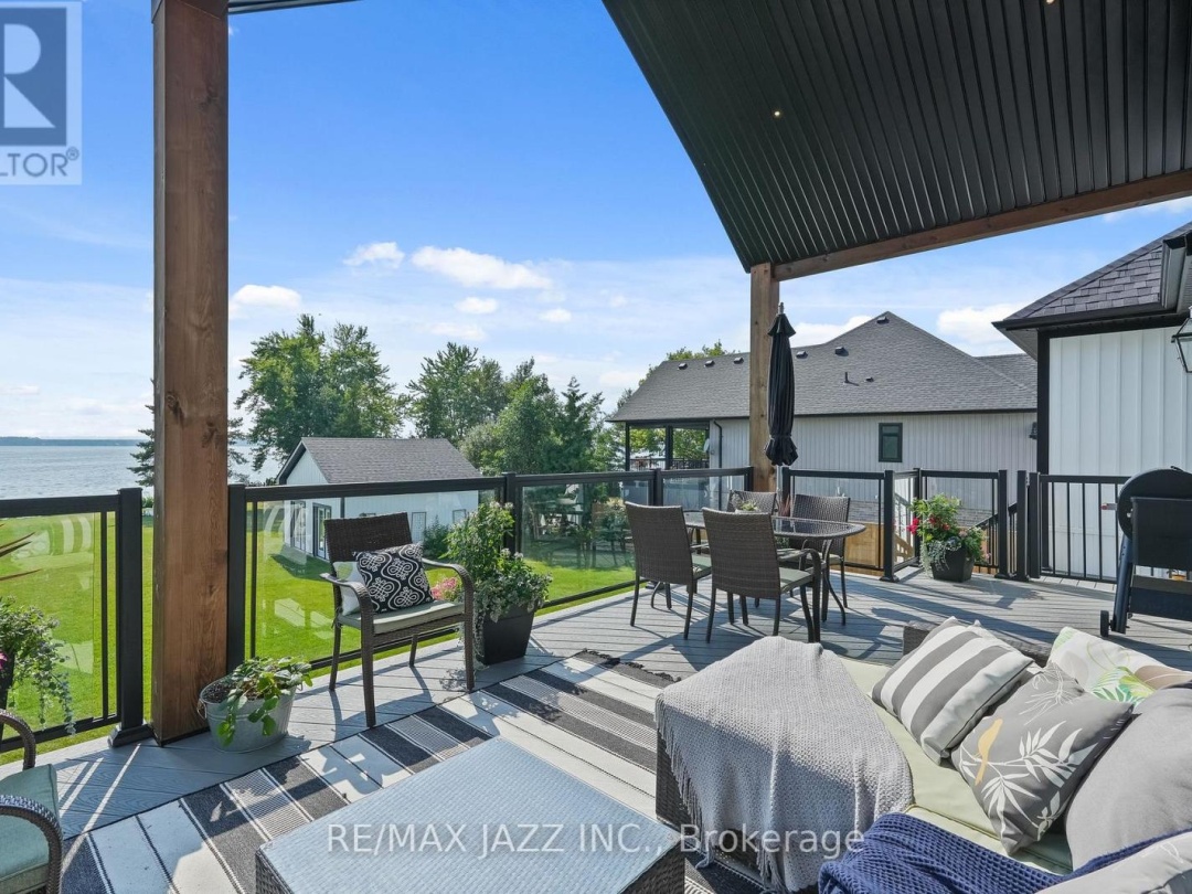 48 PLEASANT VIEW CRESCENT, 