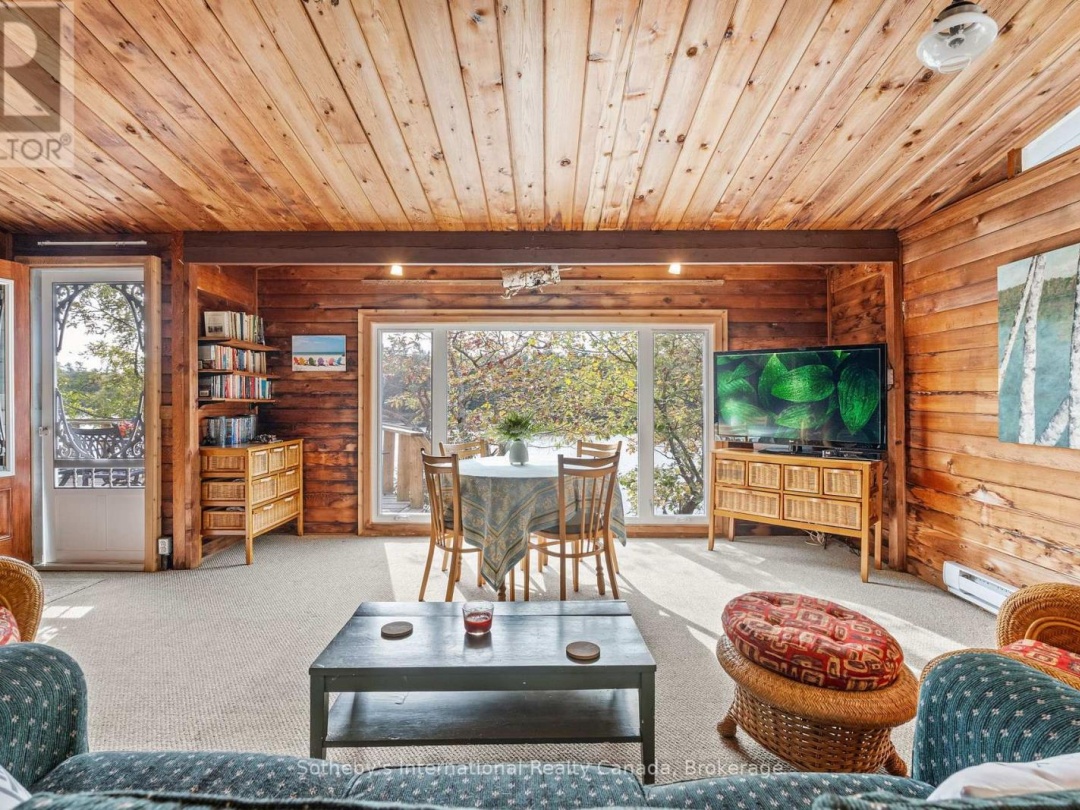 22418 GEORGIAN BAY SHORE, Longuissa Bay