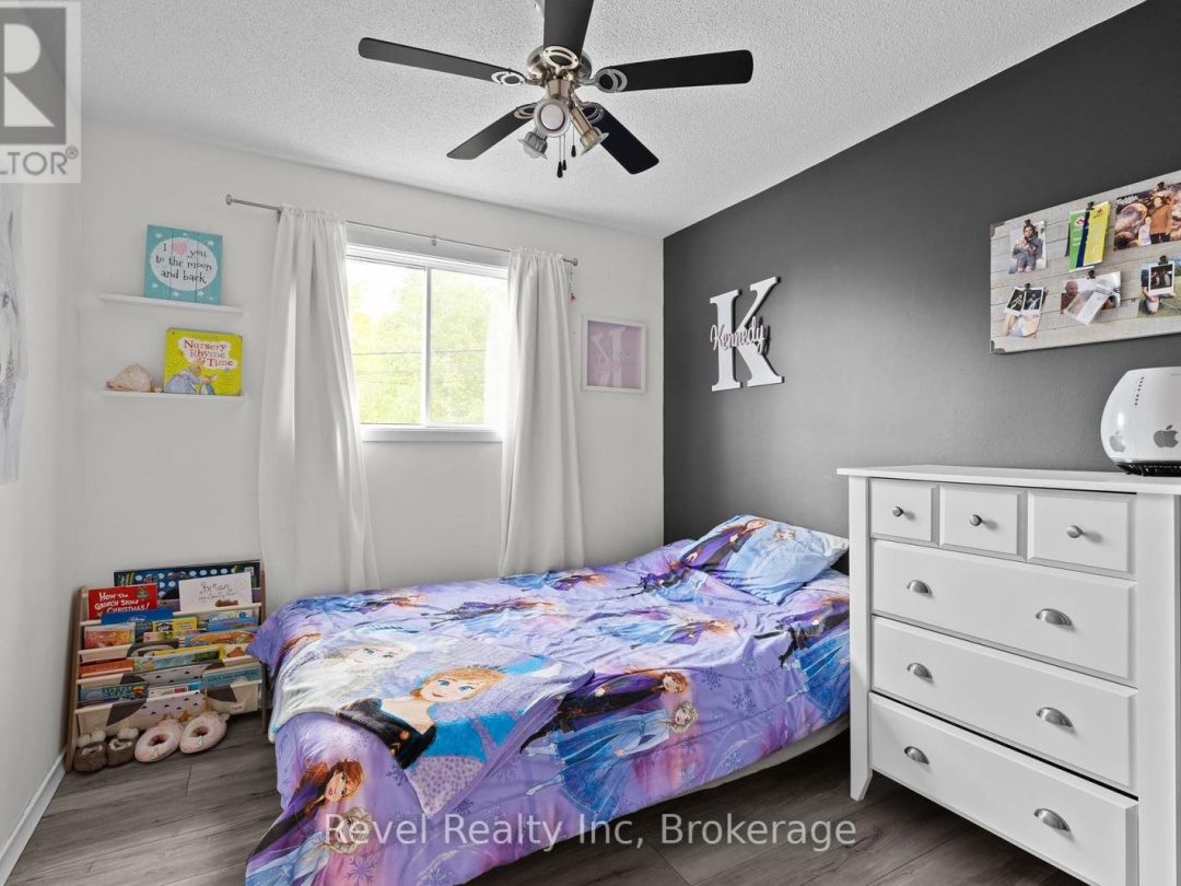 35 MACKLAIM DRIVE, 