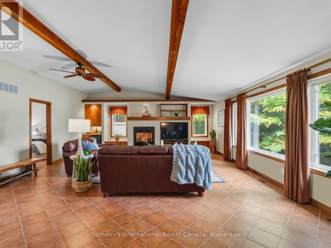 20 FISH ROCK ROAD, 