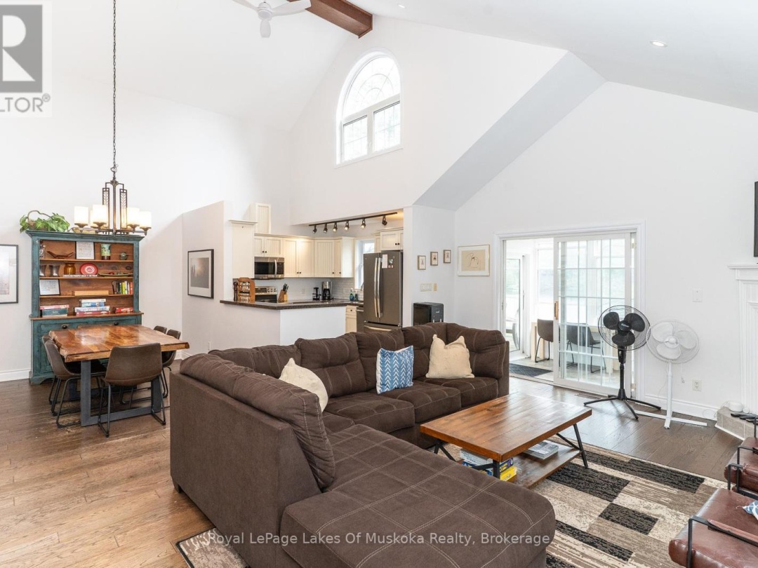 49 PINETREE ROAD, 