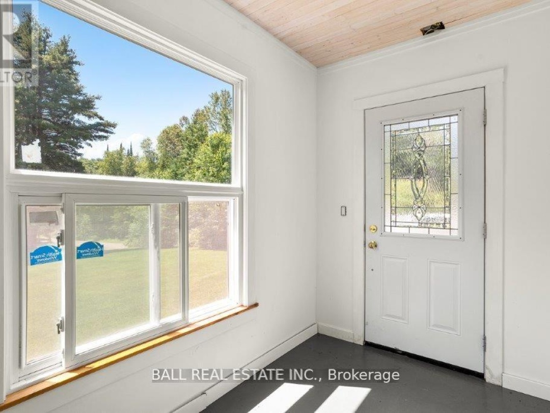 4263 LOOP ROAD, 