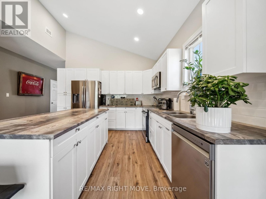 1 & 2 - 112B CREIGHTON STREET, Ramara (Atherley)