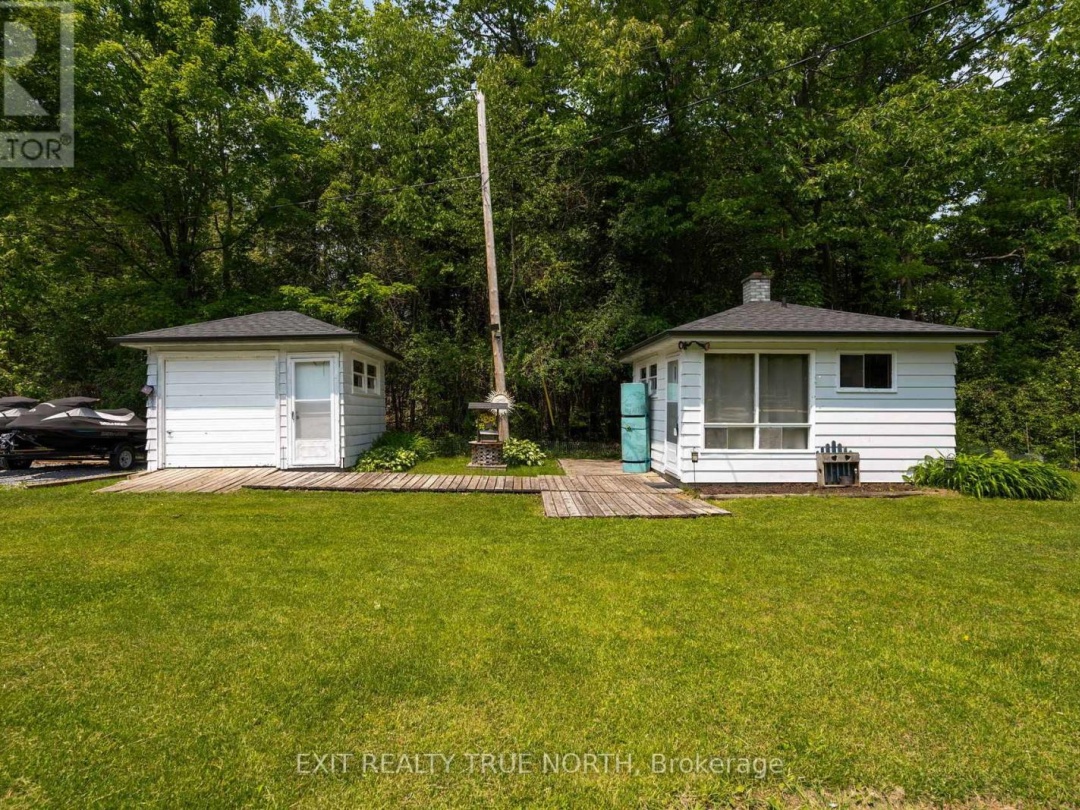 22 CARDINAL DRIVE, Talbot Lake