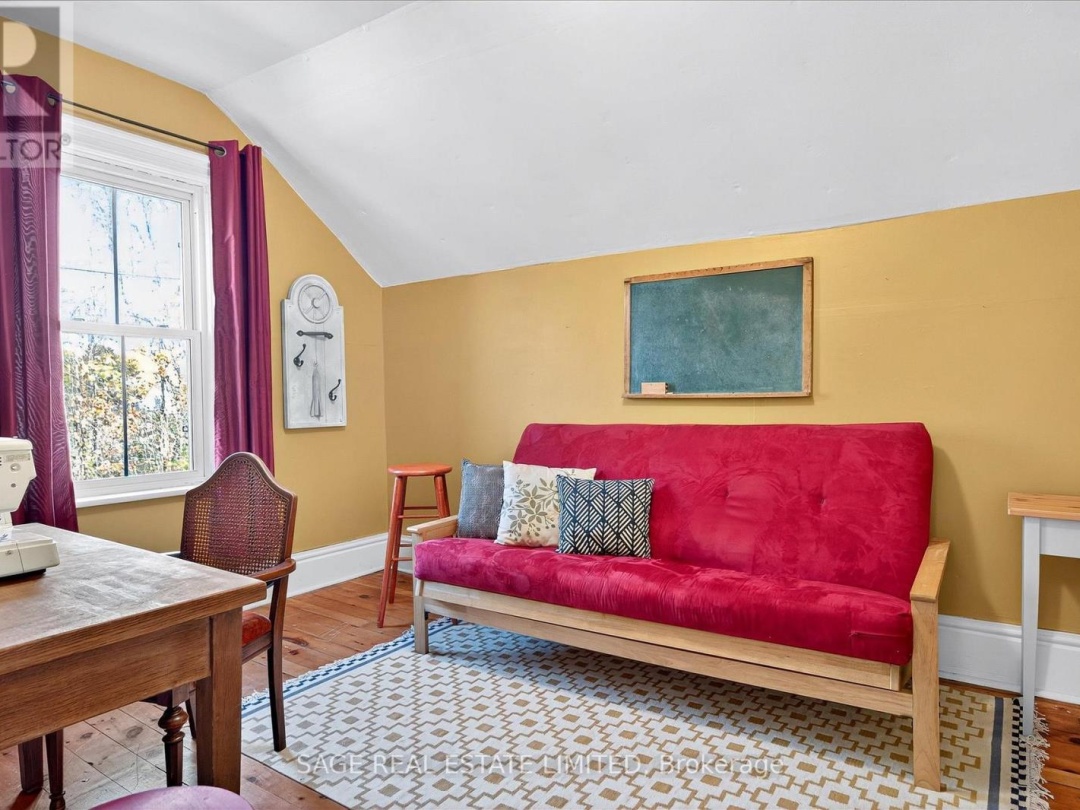 33 NORTH WATER STREET, 