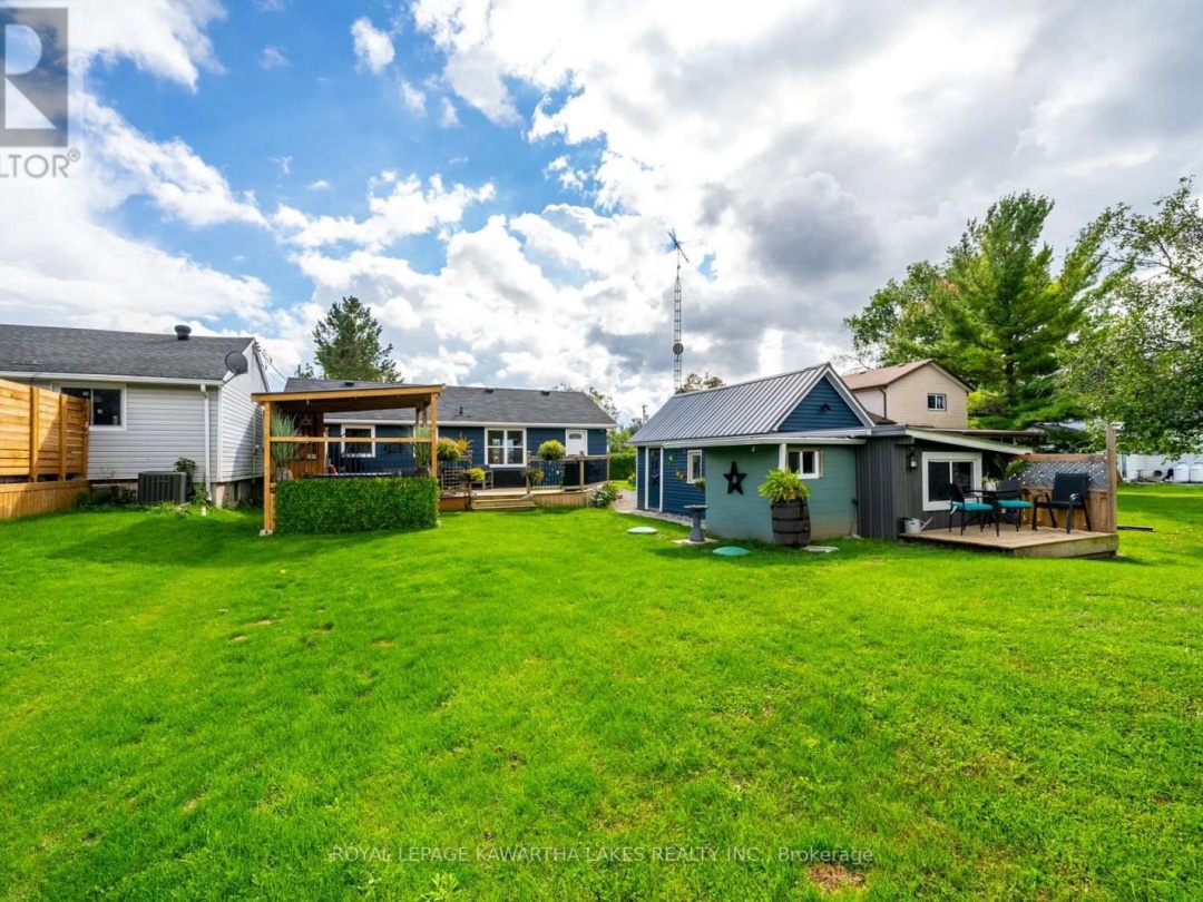 813 COUNTY ROAD 121 ROAD, 