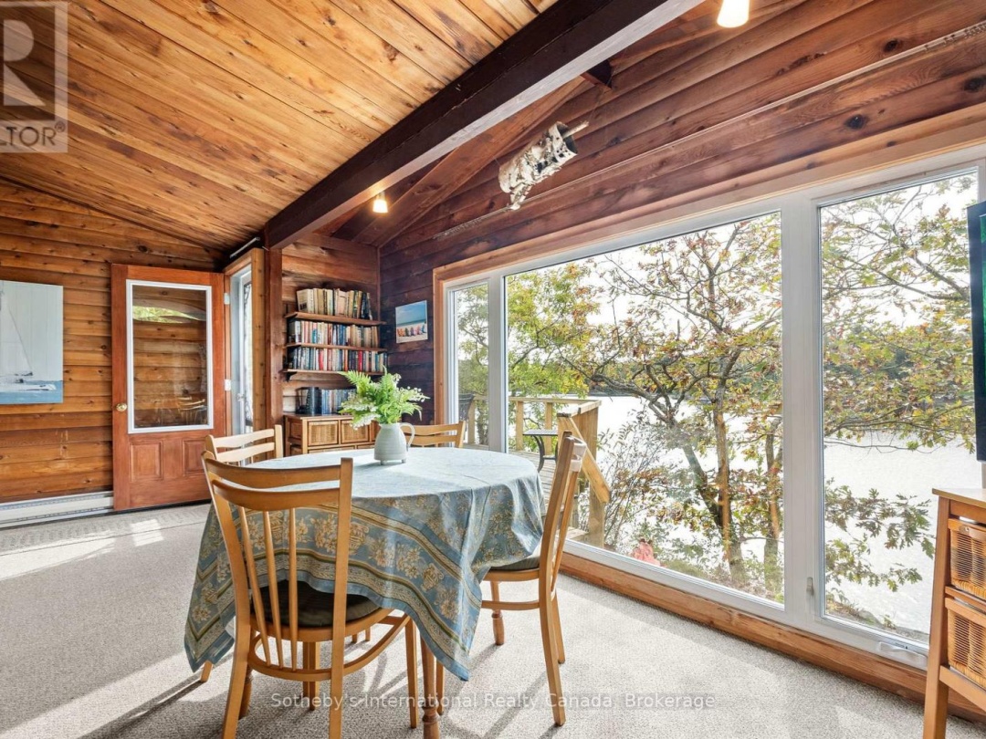 22418 GEORGIAN BAY SHORE, Longuissa Bay