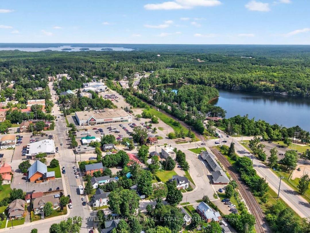 190 ROYAL ST ROYAL STREET N, 