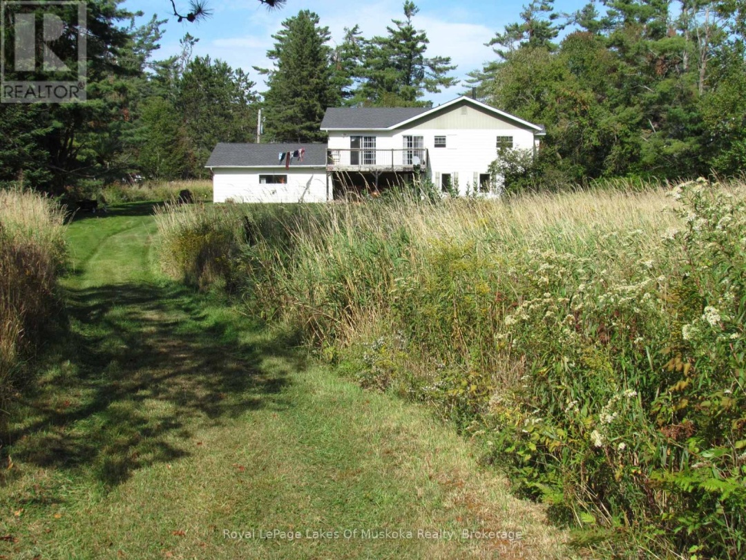 1016 LAYCOX ROAD, 